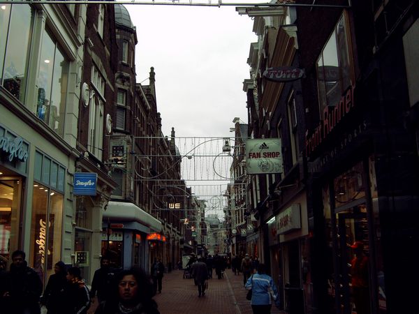 2005-01-04 - Asd - 32 - kalverstraat